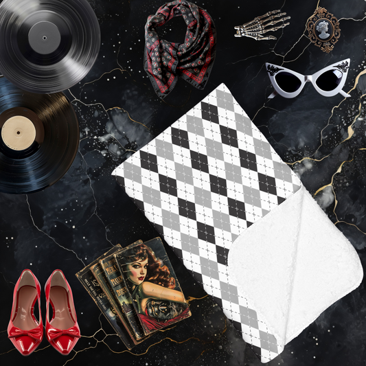 Black and White Argyle Arctic Fleece Blanket